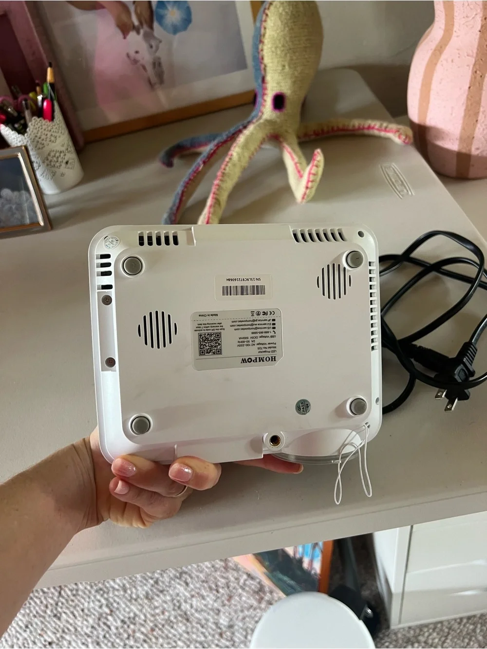 HOMP0W White Portable Mini Projector - Compact LED Home Theater